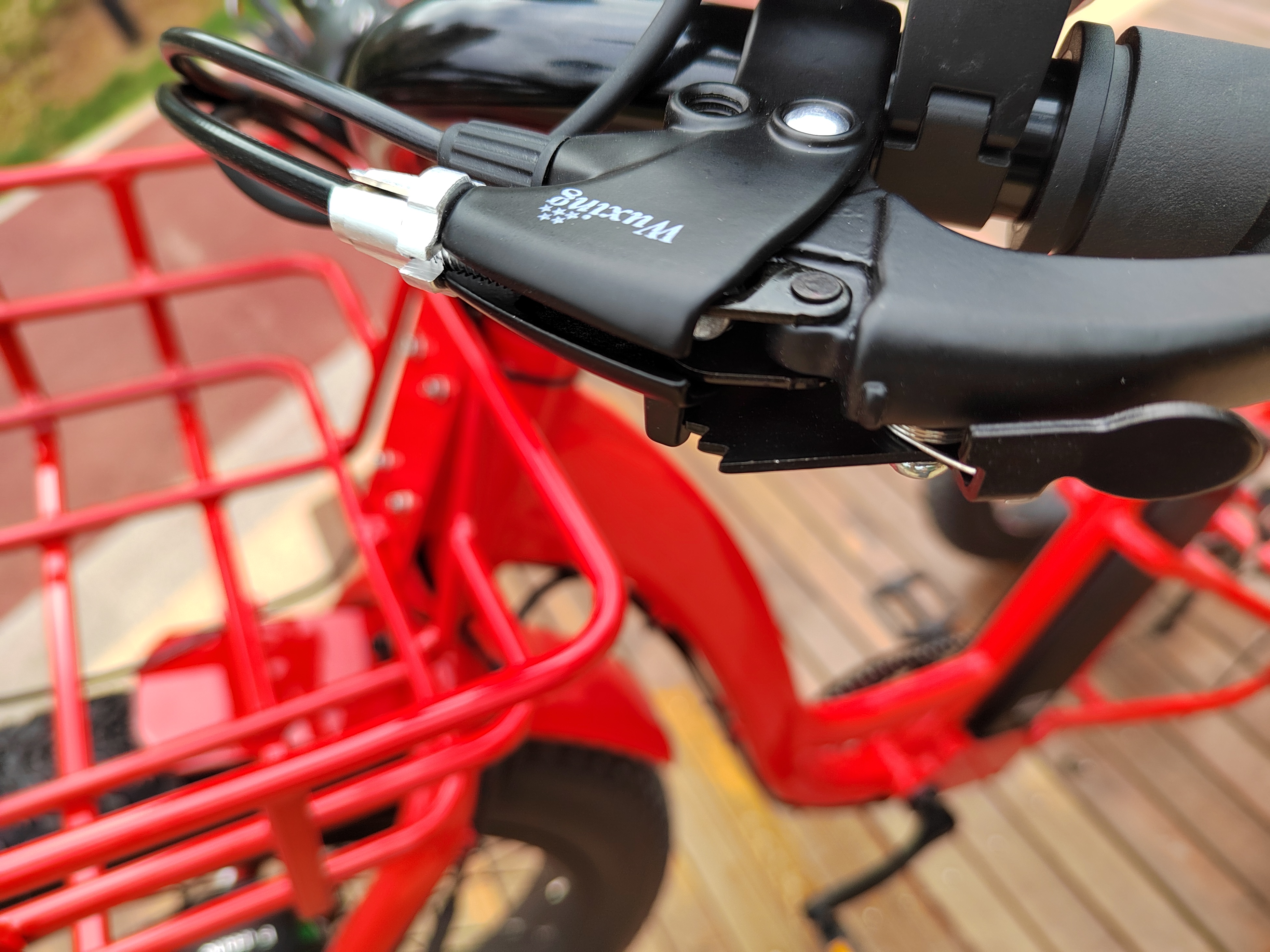 Three-wheeled freight electric bicycle